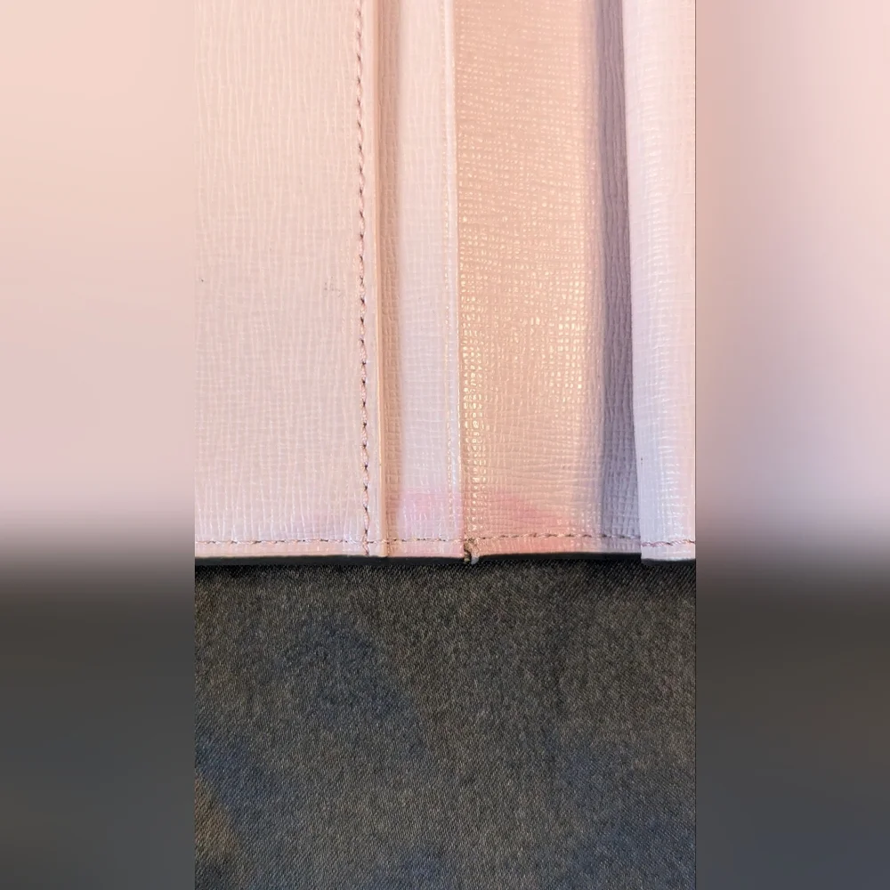 Furla women's wallet pink saffiano leather bifold gold tone hardware GUC w flaws - Picture 4 of 14